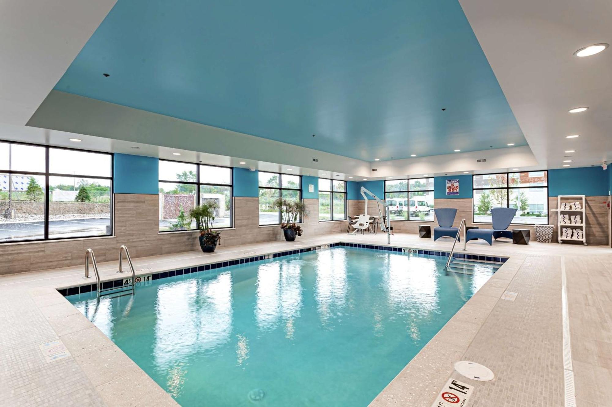 Hampton Inn Madison, Oh Exteriör bild